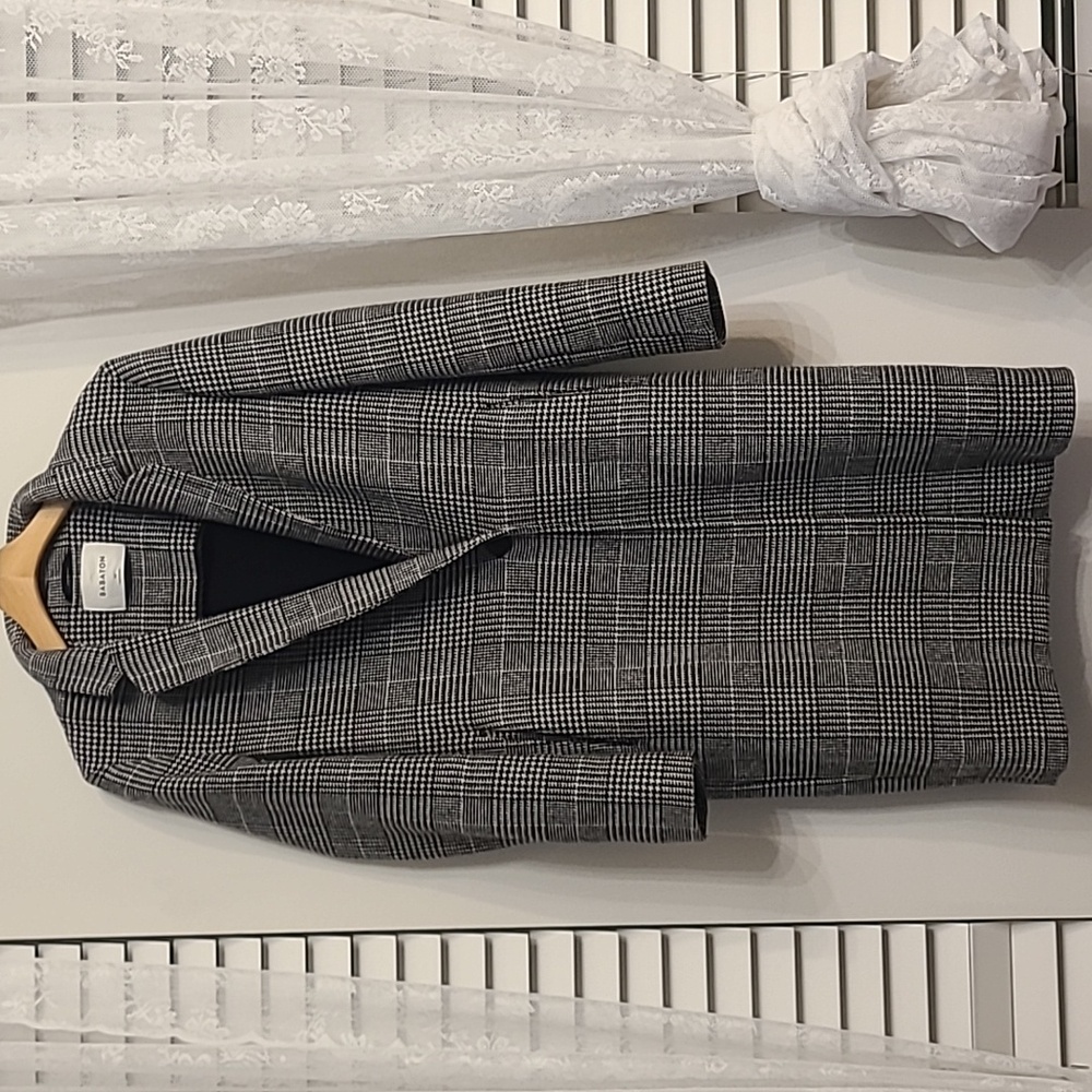 Aritzia Babaton Stedman Plaid Coat